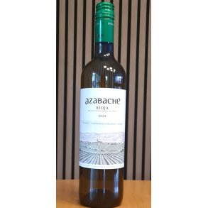 Azabache Blanco ny pikant druesammenstning domineret af Verdejo. Skn og liflig  Kun 59.- v/ 6 fl.